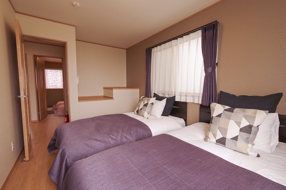 ハウス 4 ベッドルーム 客室8 | 百名テラス