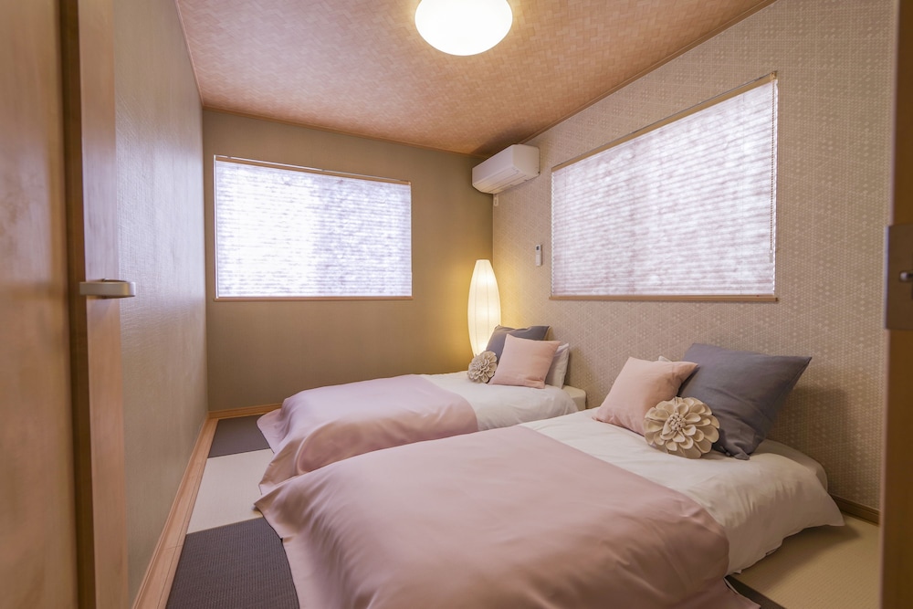 ハウス 4 ベッドルーム 客室5 | 百名テラス