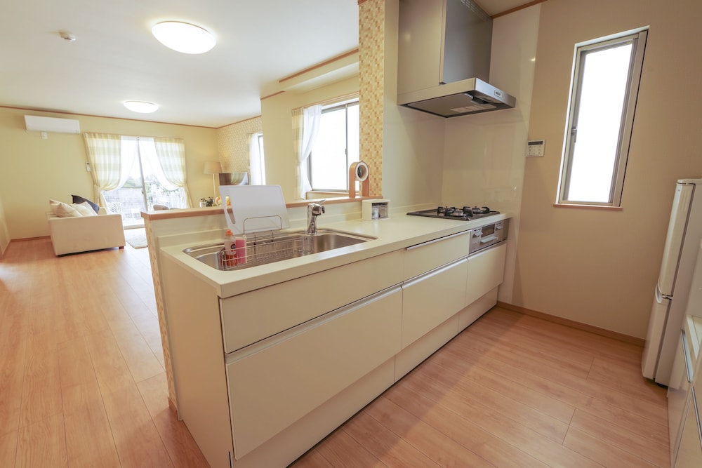 ハウス 4 ベッドルーム 専用簡易キッチン10 | 百名テラス