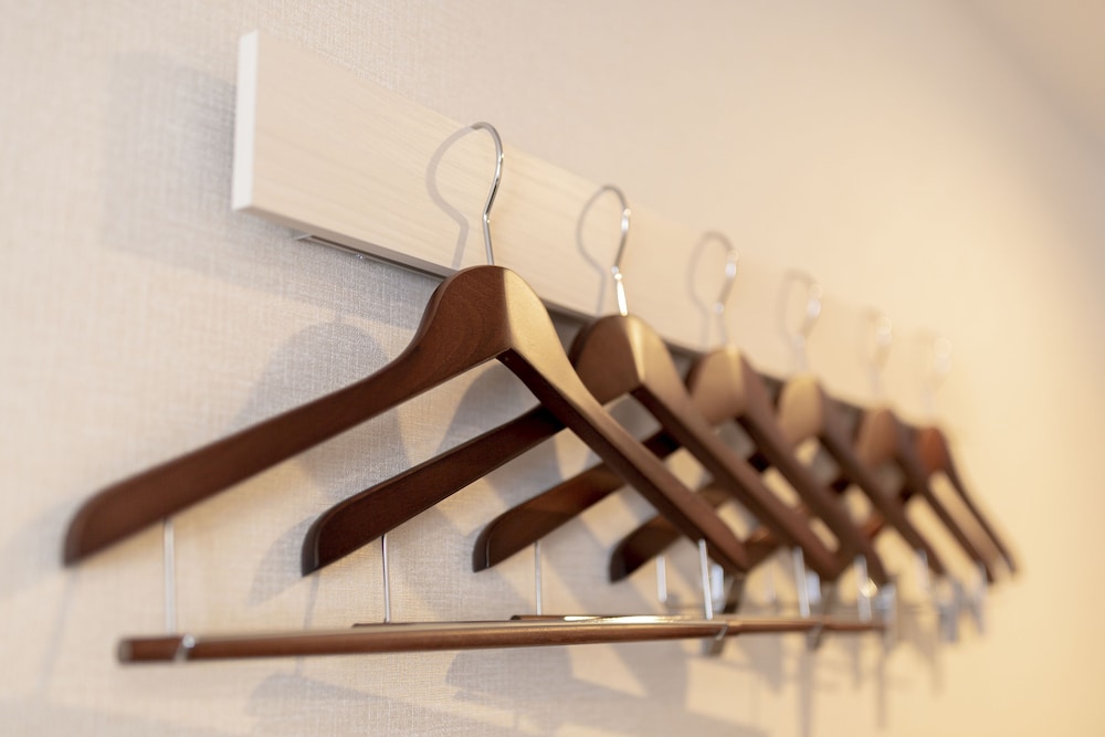 トリプルルーム 客室の設備とサービス1 | エムズホテル 五条 NAGINATAGIRI