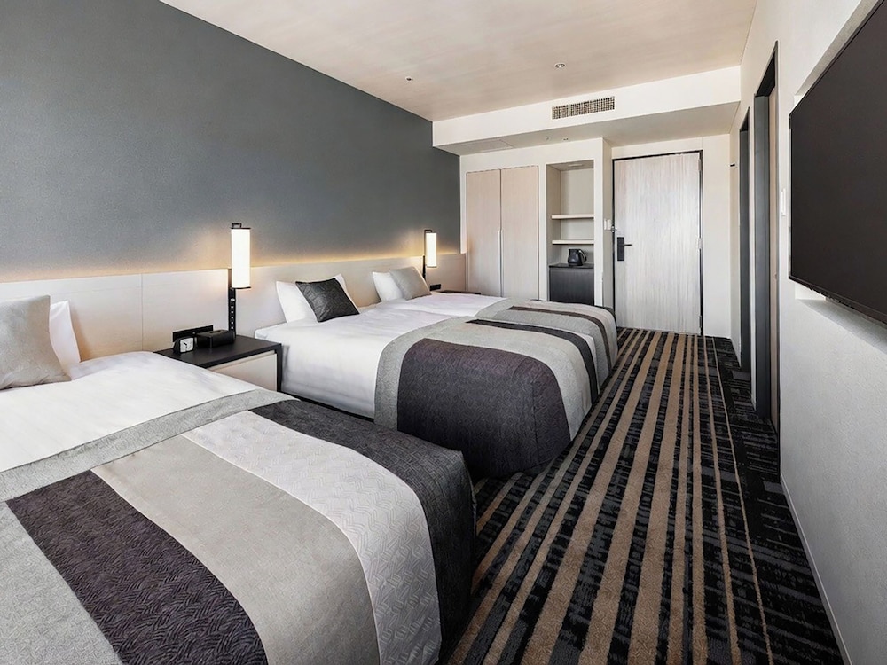 12-19階 デラックストリプル (禁煙) 客室2 | ホテル阪急レスパイア大阪