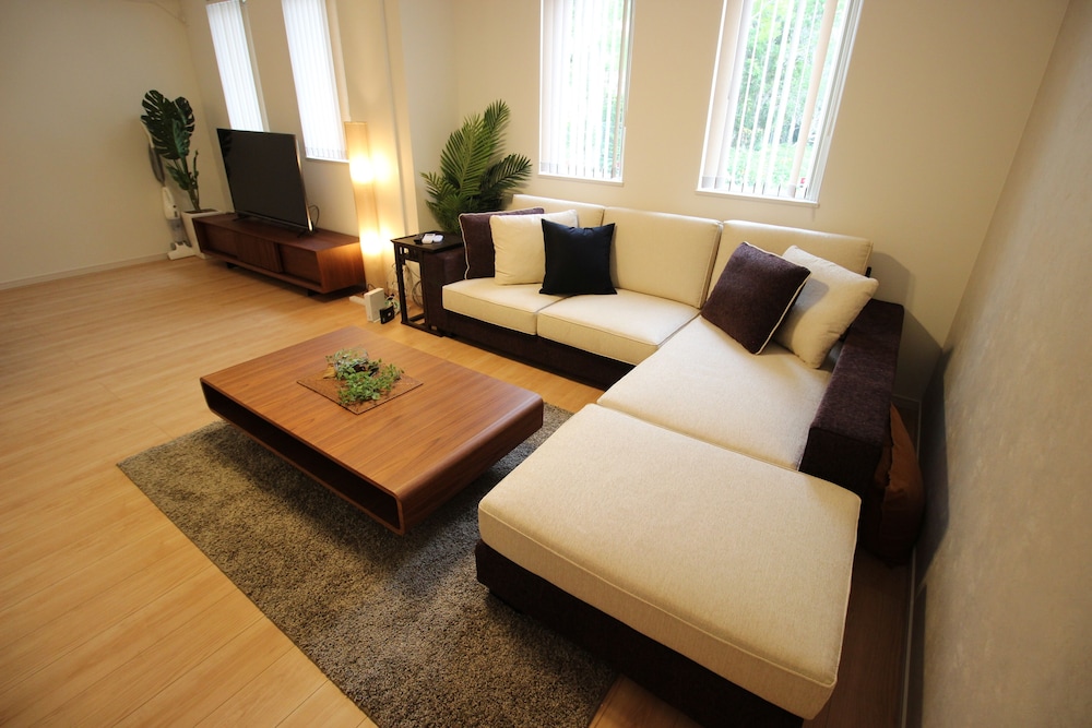 HV-6 リビング エリア2 | HOPE VILLA 恩納村