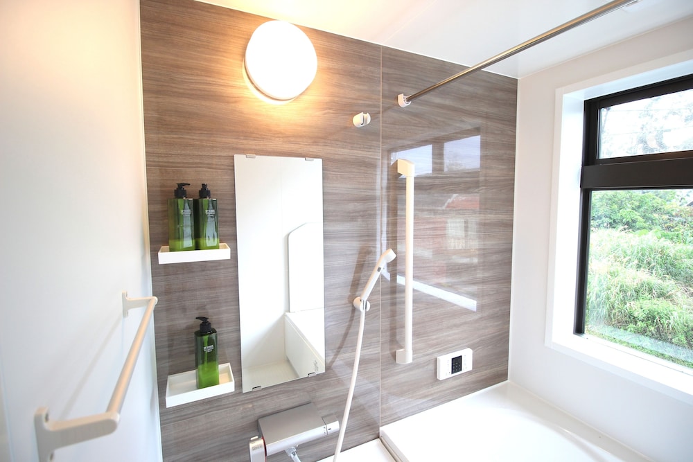 HV-1 バスルーム2 | HOPE VILLA 恩納村