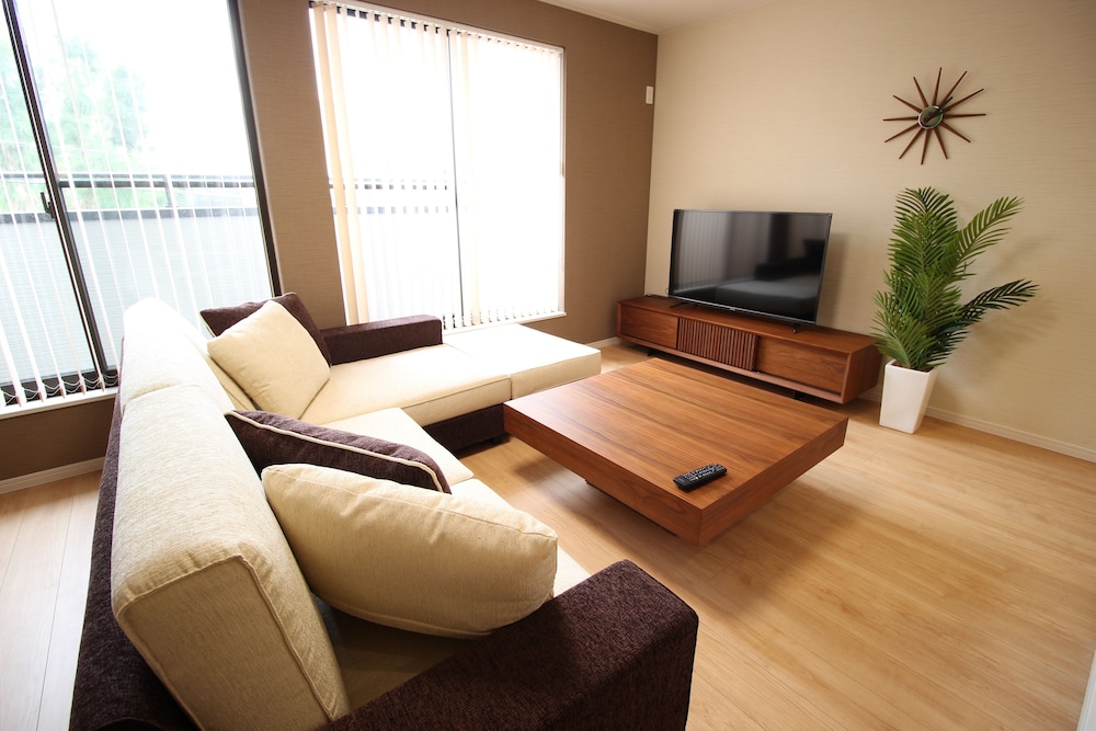 HV-1 リビング エリア3 | HOPE VILLA 恩納村