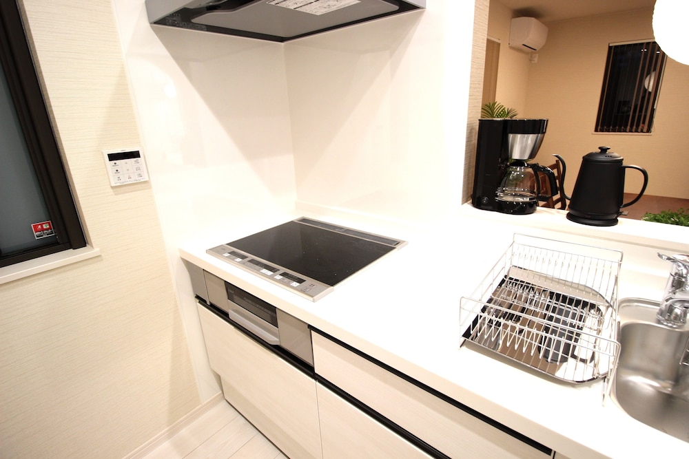 HV-4 専用キッチン0 | HOPE VILLA 恩納村