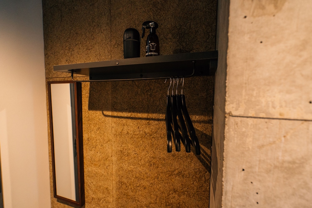 スタンダードルーム I ダブルベッド2台 禁煙 客室の設備とサービス7 | ゾンクホテル中洲であい橋