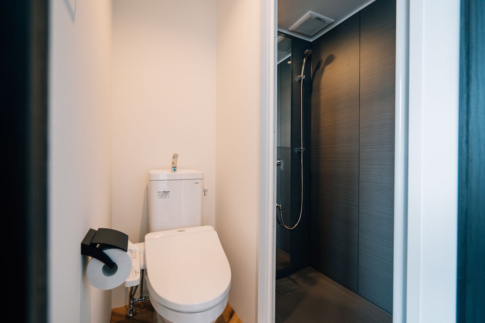 スタンダードルームリバービュー ダブルベッド1台 禁煙 バスルーム0 | ゾンクホテル中洲であい橋