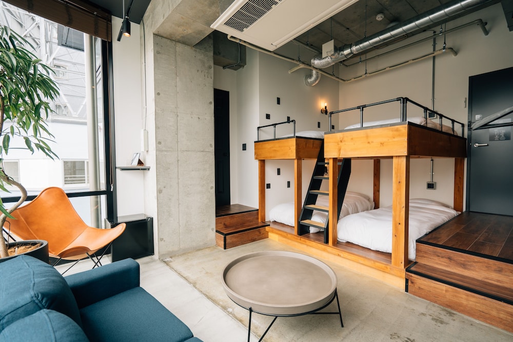 デラックスルーム リバービュー I シングルベット4台 禁煙 客室2 | ゾンクホテル中洲であい橋