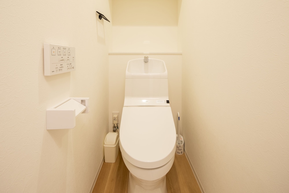 301 スタンダードトリプルルーム 禁煙 バスルーム0 | Family Inn 慶