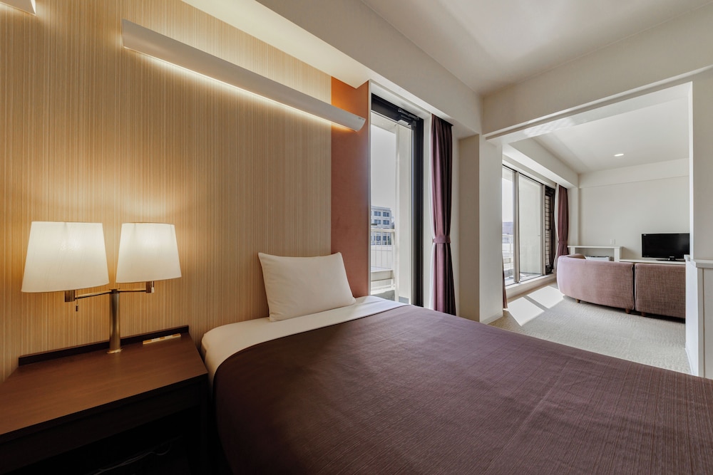 かぞくスイート和洋　ツイン＋4.5畳（禁煙） 客室2 | スパリゾートハワイアンズ ホテルハワイアンズ