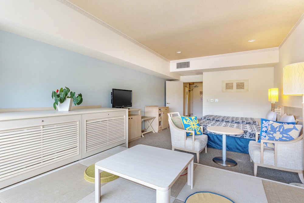 ユニバーサル（禁煙） 客室2 | スパリゾートハワイアンズ モノリスタワー