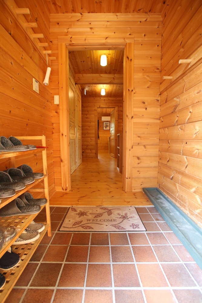 内部エントランス1 | ケンマンハウス白馬