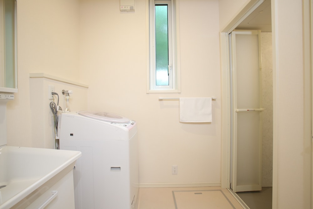 ランドリー ルーム1 | キャッツビラ白馬 3&4
