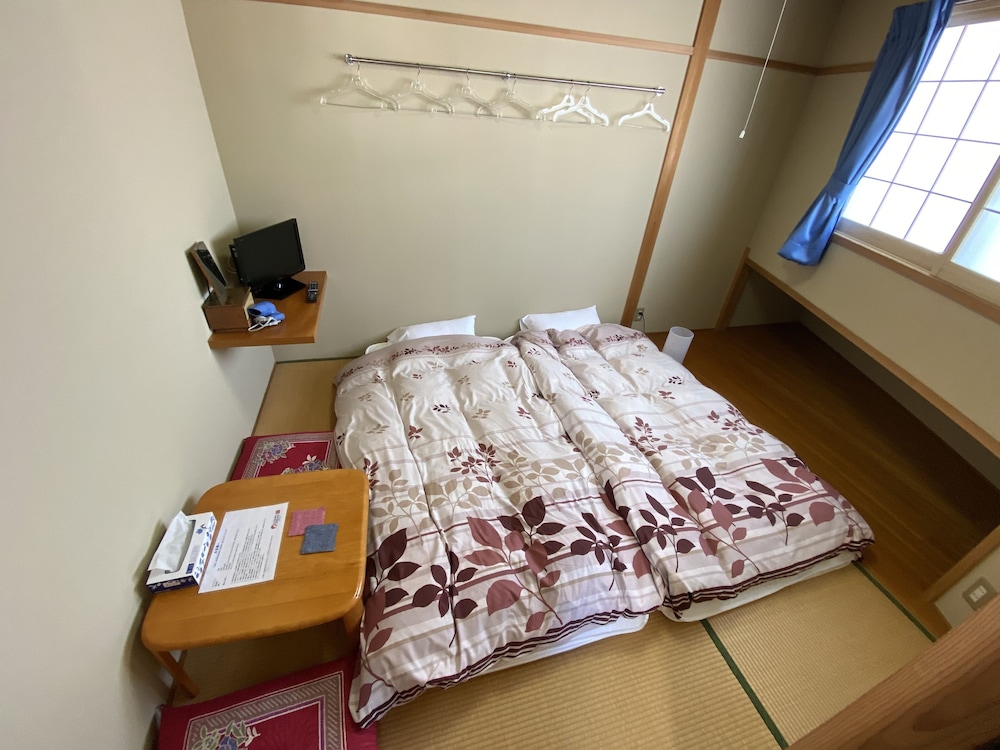 和室 ツインルーム 共用トイレ 共用バスルーム | Nozawa Dream Central