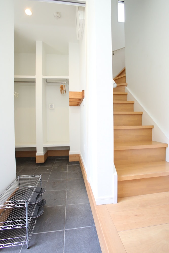 内部エントランス1 | サルジ