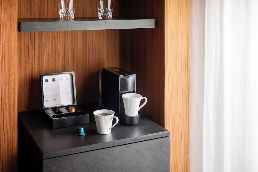 スタンダードワイドキング禁煙（2460mm x 2050mm) 客室3 | 三井ガーデンホテル神宮外苑の杜プレミア