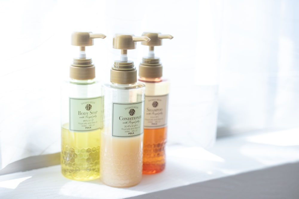 和室 2人部屋 エキストラ布団付き バスルーム1 | 道頓堀心斎橋ホテル