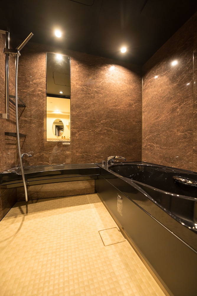 デラックス　4人部屋　祇園 バスルーム0 | ホテル四季彩 京都