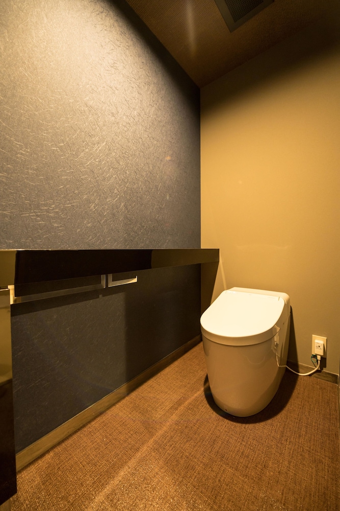 デラックス　4人部屋　祇園 客室の設備とサービス0 | ホテル四季彩 京都