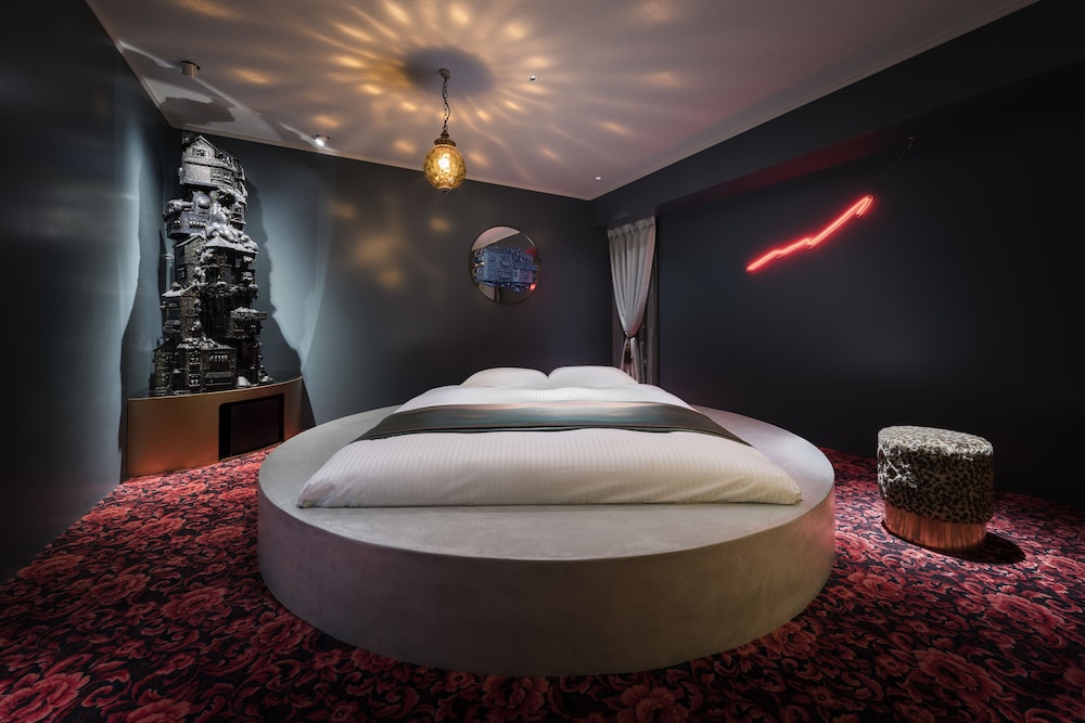 特別オファー　お部屋タイプお任せ (禁煙　22平米 - 30平米) 客室5 | BnA Alter Museum