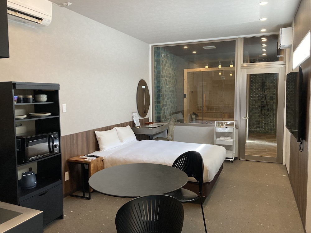 ダブルルーム | クリスタルパーク久松