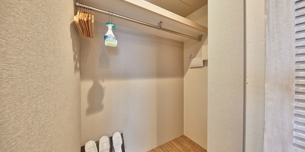 ベーシック ツインルーム ベッド (複数台) 客室3 | よみたんコンドホテル ND