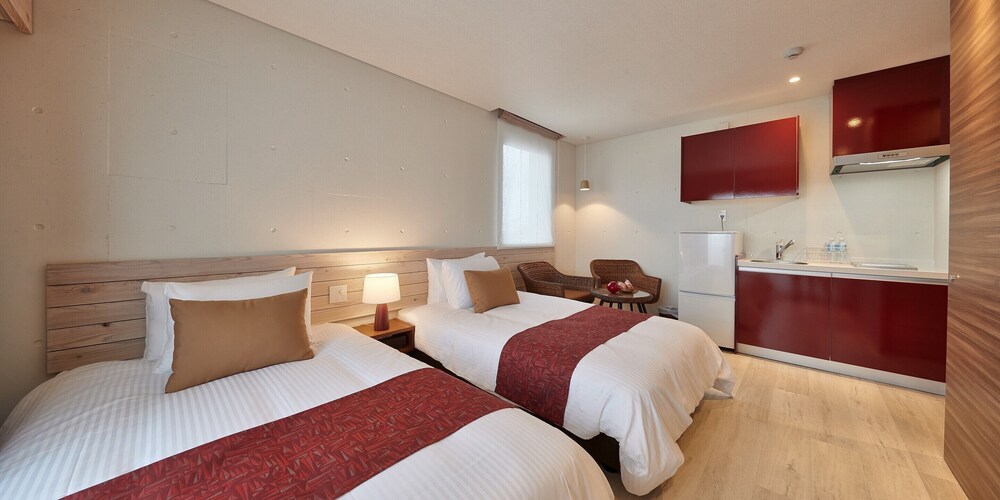 ベーシック ツインルーム ベッド (複数台) | よみたんコンドホテル ND