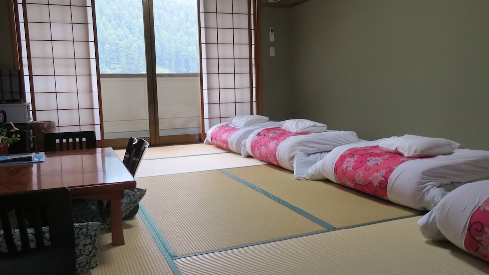 客室1 | みはらや旅館