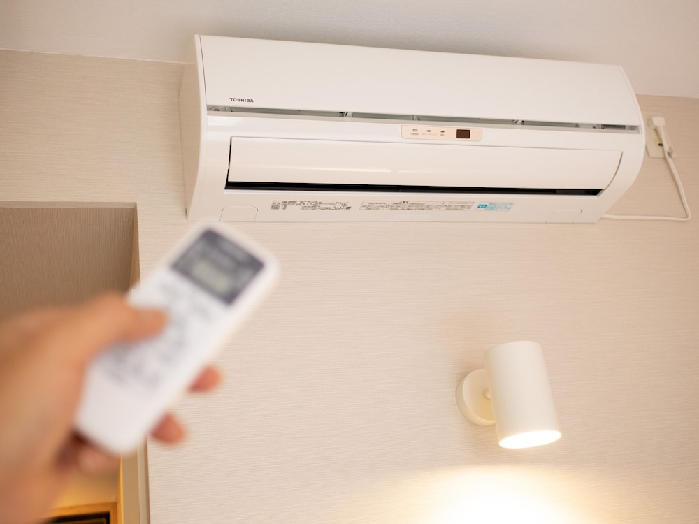 シングルルーム 喫煙可 客室1 | スーパーホテル水俣