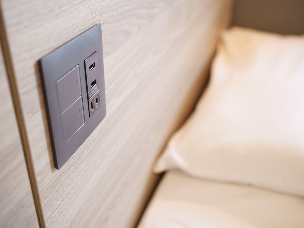 シングルルーム 喫煙可 客室6 | スーパーホテル水俣