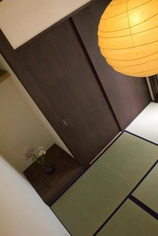 客室1 | 仙台 ゲストハウス梅鉢 客室1 | 仙台 ゲストハウス梅鉢