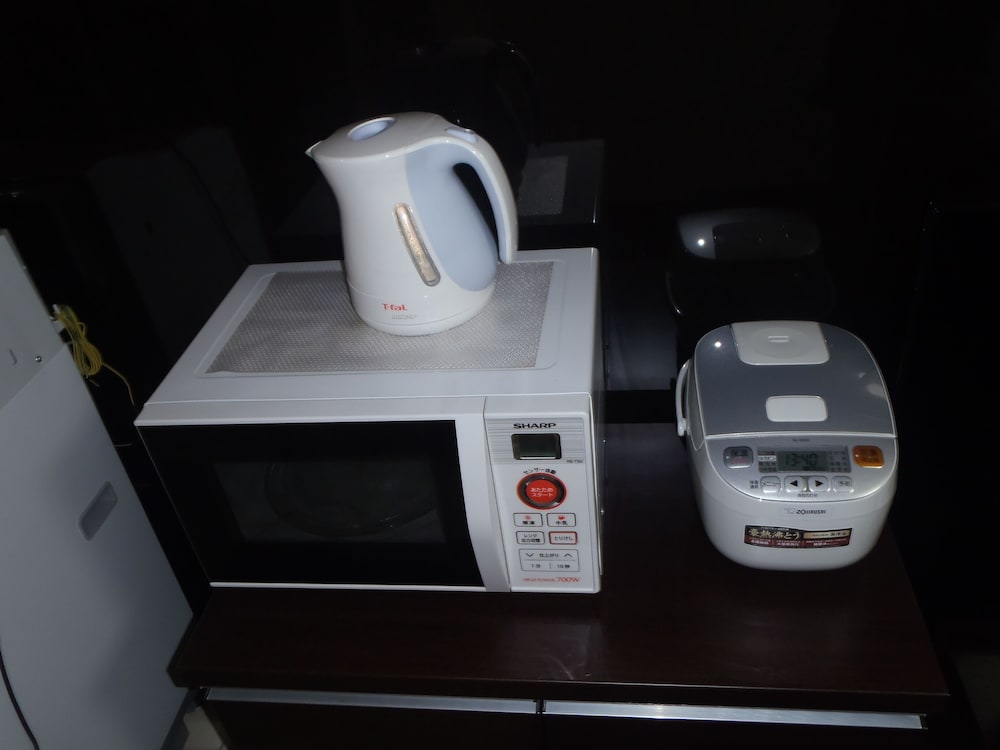 ダブルルーム 到着時間事前連絡必須 電子レンジ0 | パークアベニュー国分寺