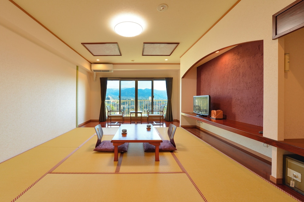 [禁煙] スーペリア和室10畳シャワーのみ | 大江戸温泉物語 石和温泉 ホテル新光