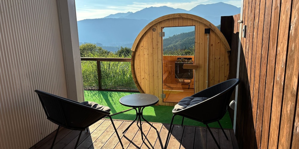 キャビン テラス / パティオ1 | 満天の宿