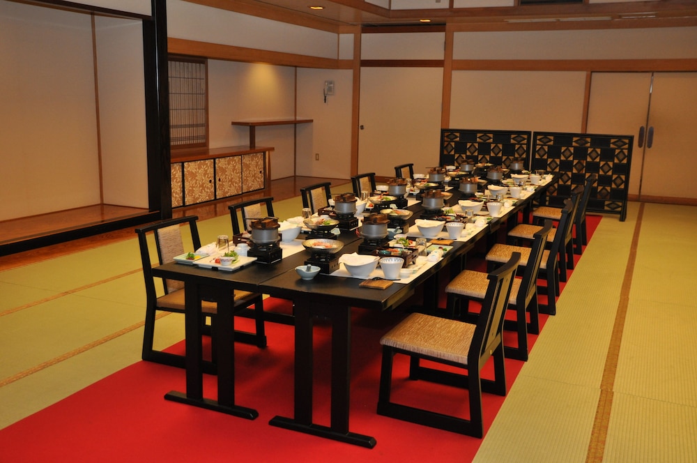 レストラン1 | 白子温泉 青松庭 白砂