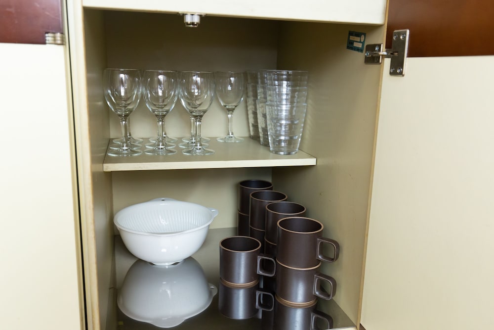 Private Vacation Home (Hanare) 専用簡易キッチン1 | 神楽坂 レトロなBARとホテル