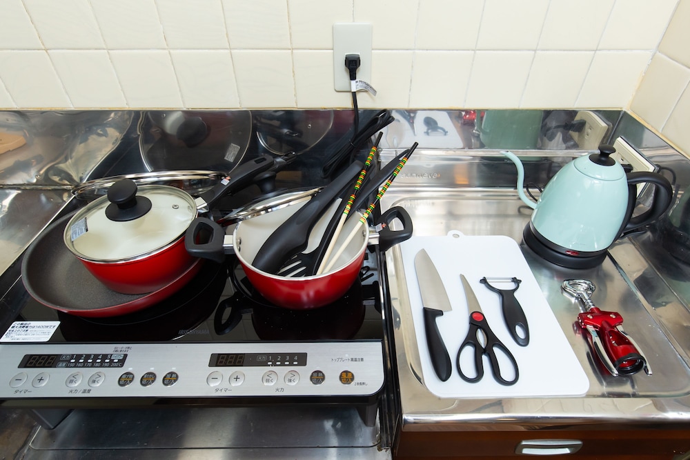 Apartment (Room 2, Room3) 専用簡易キッチン5 | 神楽坂 レトロなBARとホテル