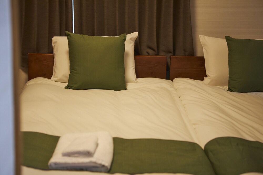 Apartment (Room 2, Room3) 客室6 | 神楽坂 レトロなBARとホテル