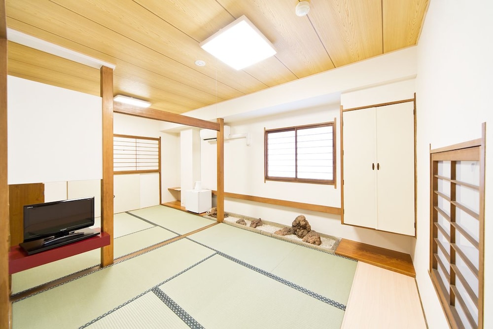 和室 ツインルーム 客室2 | ビジネスホテル山城