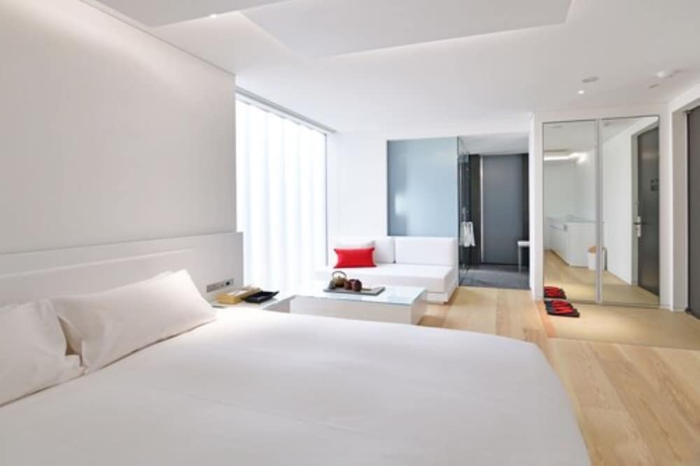 スタンダード ダブルルーム | MOGANA