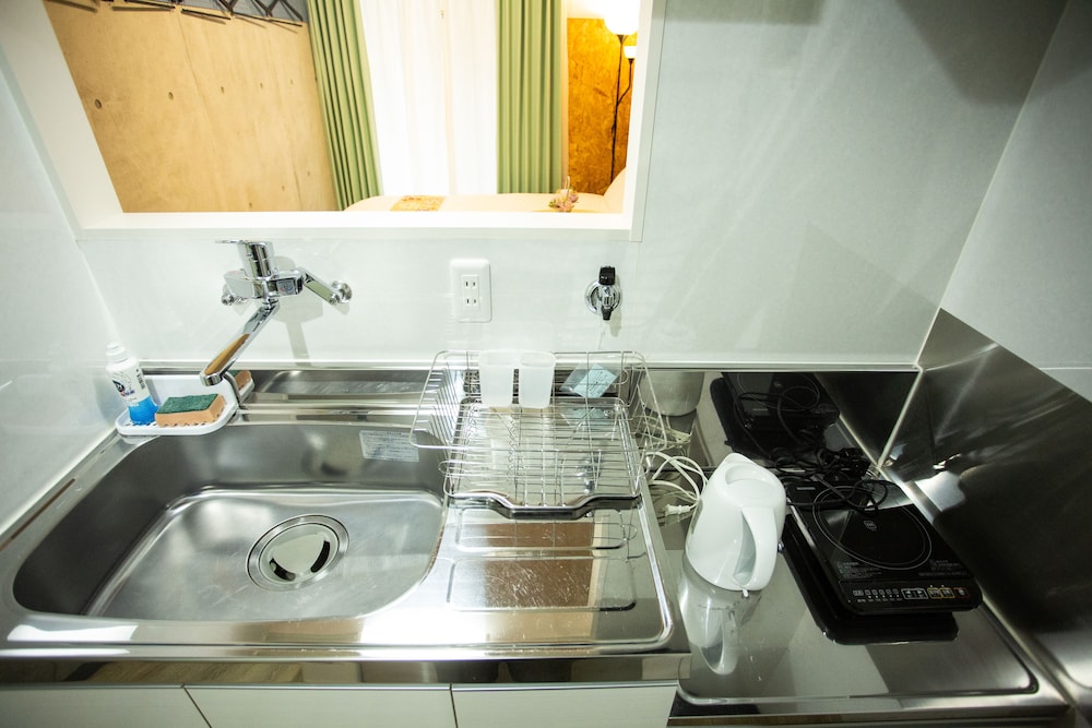 スタンダード ダブルルーム ダブルベッド 1 台 禁煙 専用簡易キッチン0 | Rest inn Kyoto