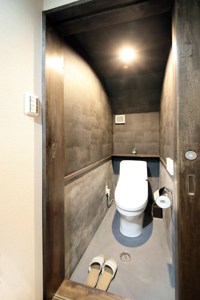 ２ベッドルーム　ハウス バスルーム0 | Guest House 西陣 結