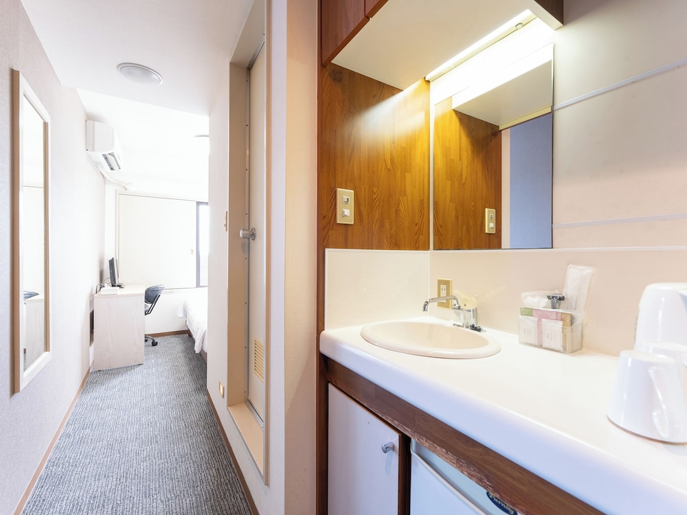 セミダブルルーム 禁煙（21:30以降チェックイン不可） 客室5 | Tabist アーバンステイズ浅草