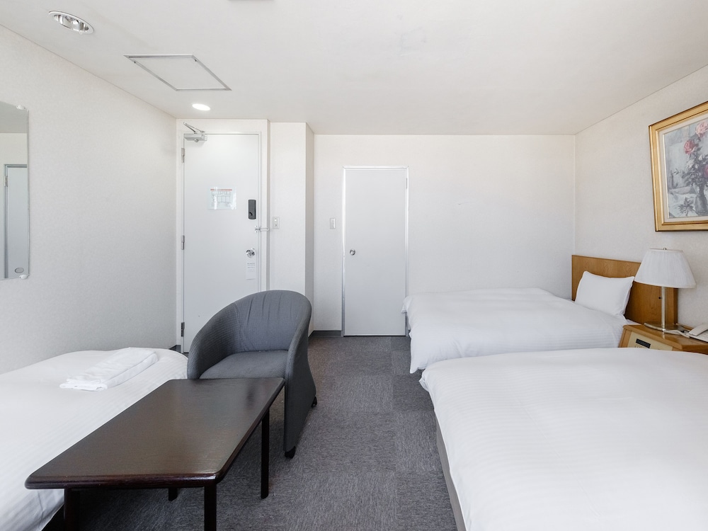 トリプルルーム 喫煙可 客室1 | Tabist THE GREEN ASAHIKAWA (グリーン旭川)