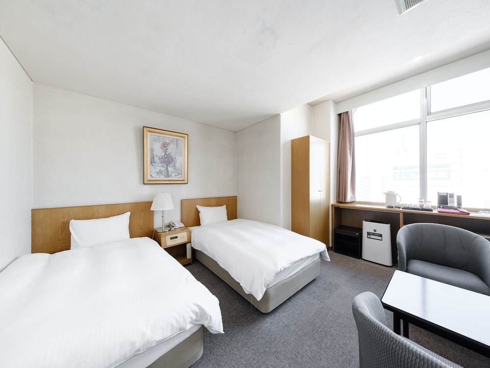 トリプルルーム 喫煙可 | Tabist THE GREEN ASAHIKAWA (グリーン旭川)