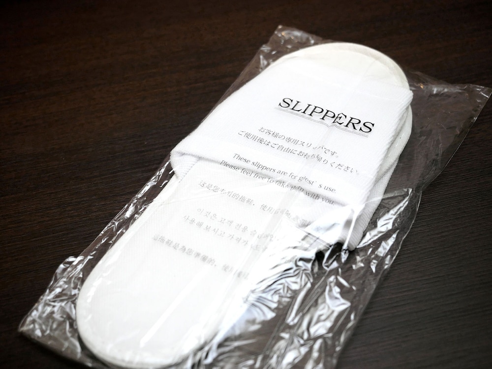 東京シティビュー ダブル 禁煙 (清掃は３日に１回) 客室の設備とサービス2 | ホテルクラウンヒルズ上野プレミア