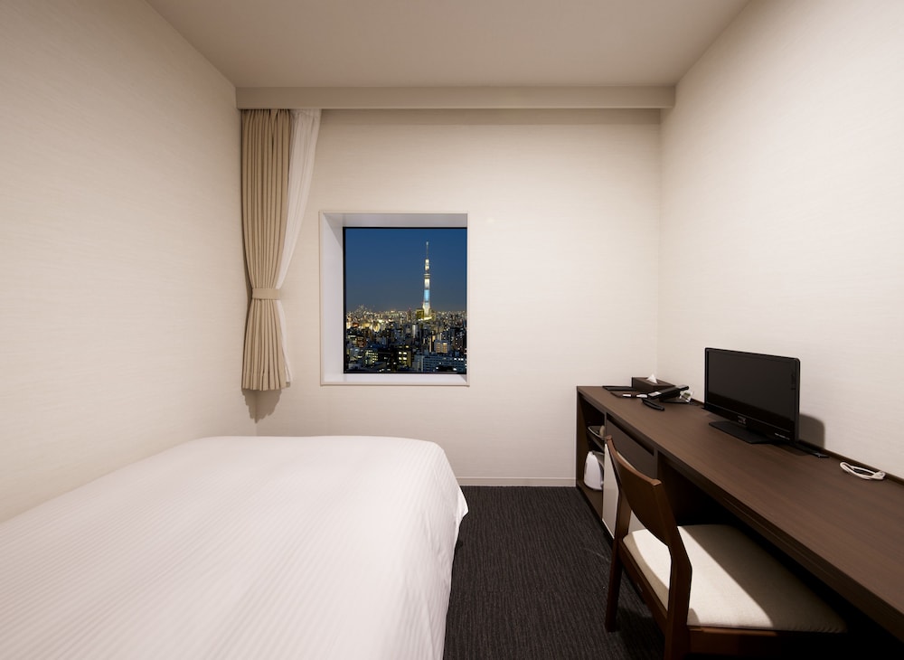 スカイツリービュー コンパクトダブル 禁煙　(清掃は３日に１回) | ホテルクラウンヒルズ上野プレミア