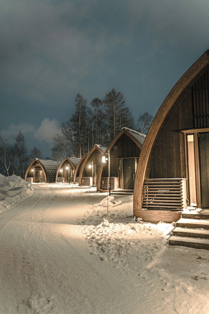 ラグジュアリー ヴィラ (15時チェックイン-10時チェックアウト)ご到着日15時からご出発日10時までご滞在(1室4名様でご利用の場合、リビングにエキストラベッド1台をご用意いたします) 外観0 | ANDARU COLLECTION NISEKO