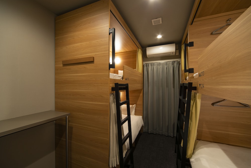 ファミリー ルーム 禁煙 共用バスルーム 6人用 | グリッズ東京 上野駅前 ホテル & ホステル