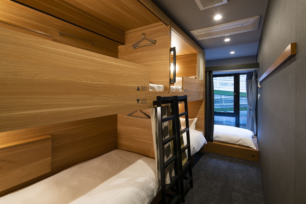 ファミリー ルーム 禁煙 共用バスルーム 5人用 | グリッズ東京 上野駅前 ホテル & ホステル